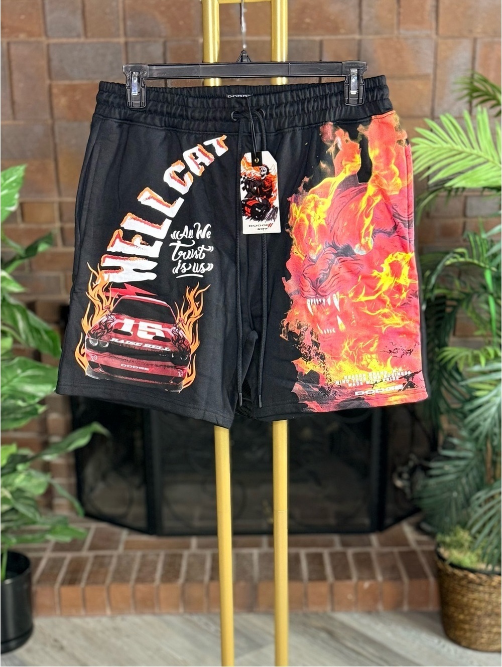 Reason x Dodge Hellcat Graphic Fleece Shorts Black Mens Size M NWT